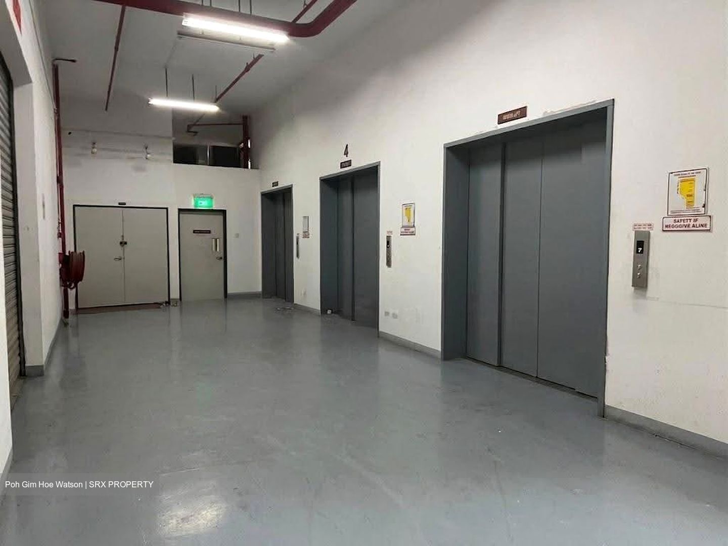 Csi Distribution Centre (D19), Factory #613073011